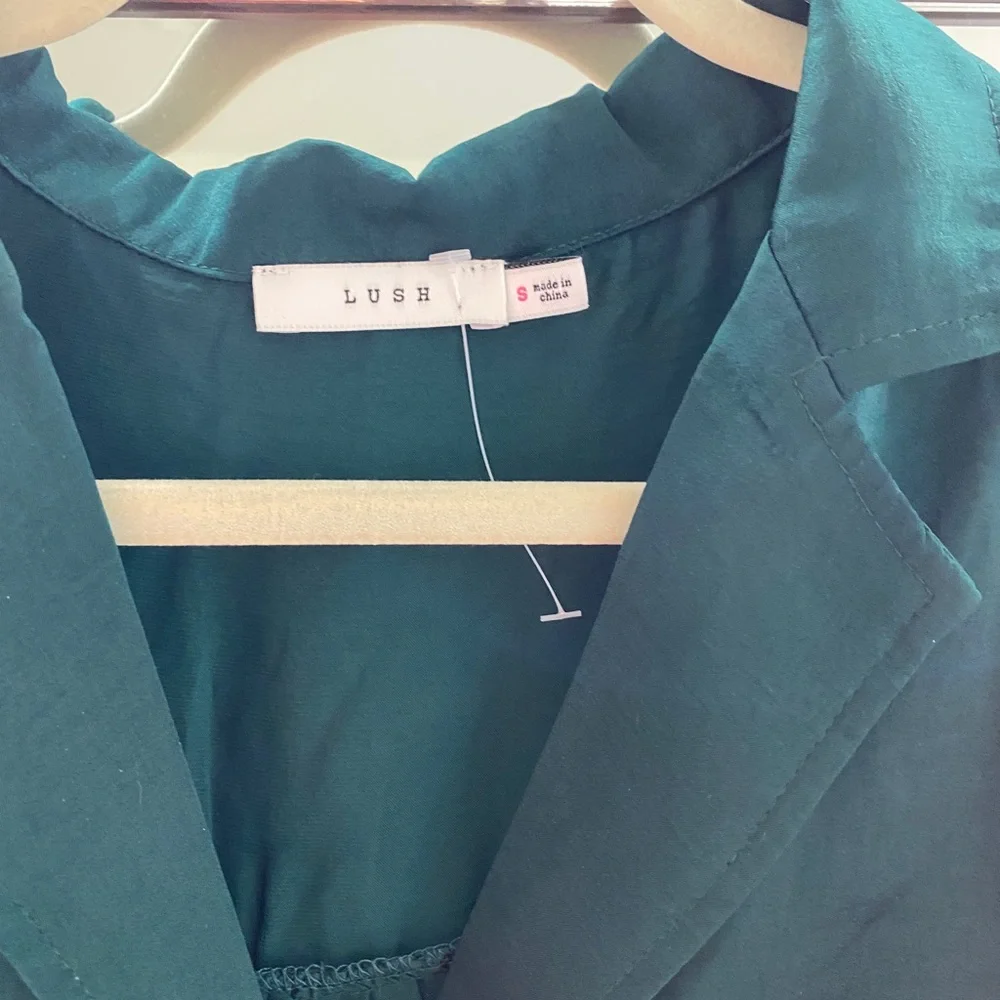 Cropped Button down - Picture 2 of 2